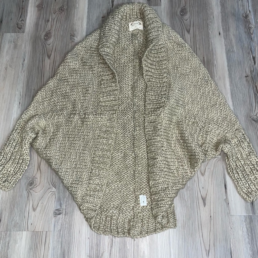 Mia Joy Sweater Cardigan Tan & Gold Size Medium